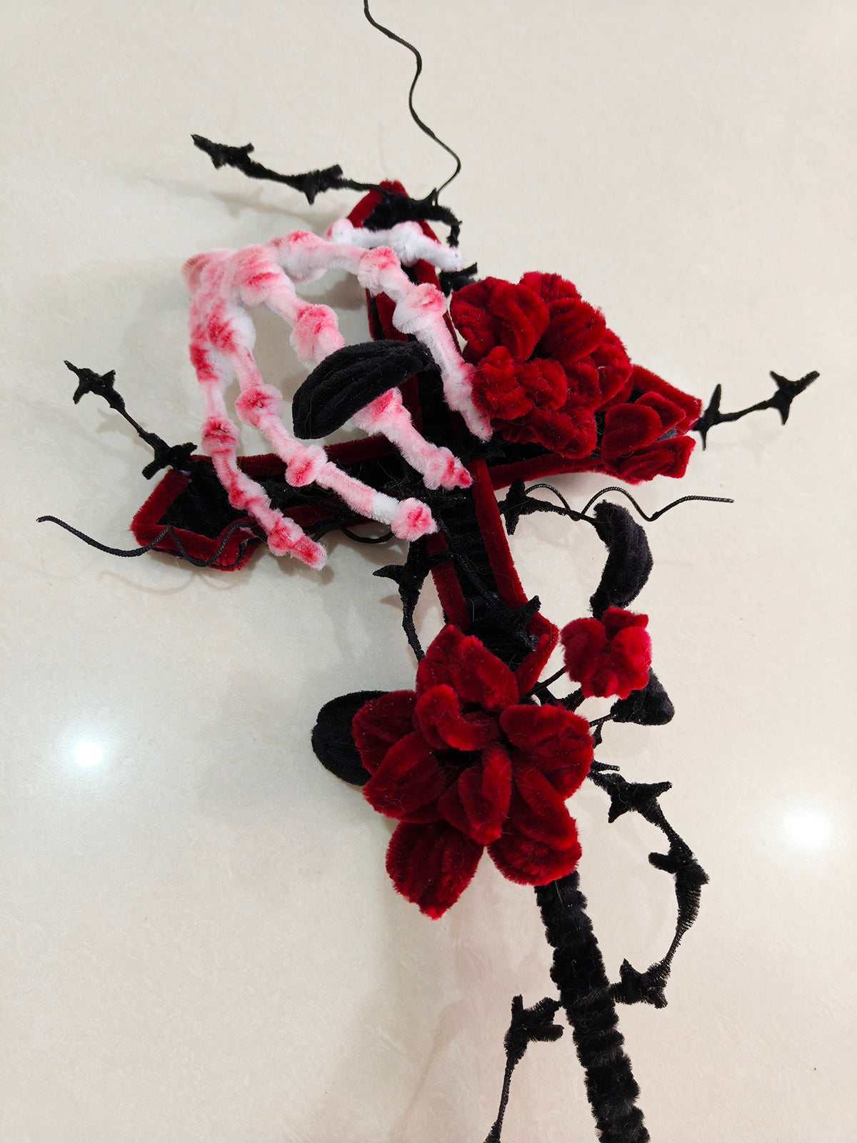 Pipe Cleaner Gothic Rose Wand