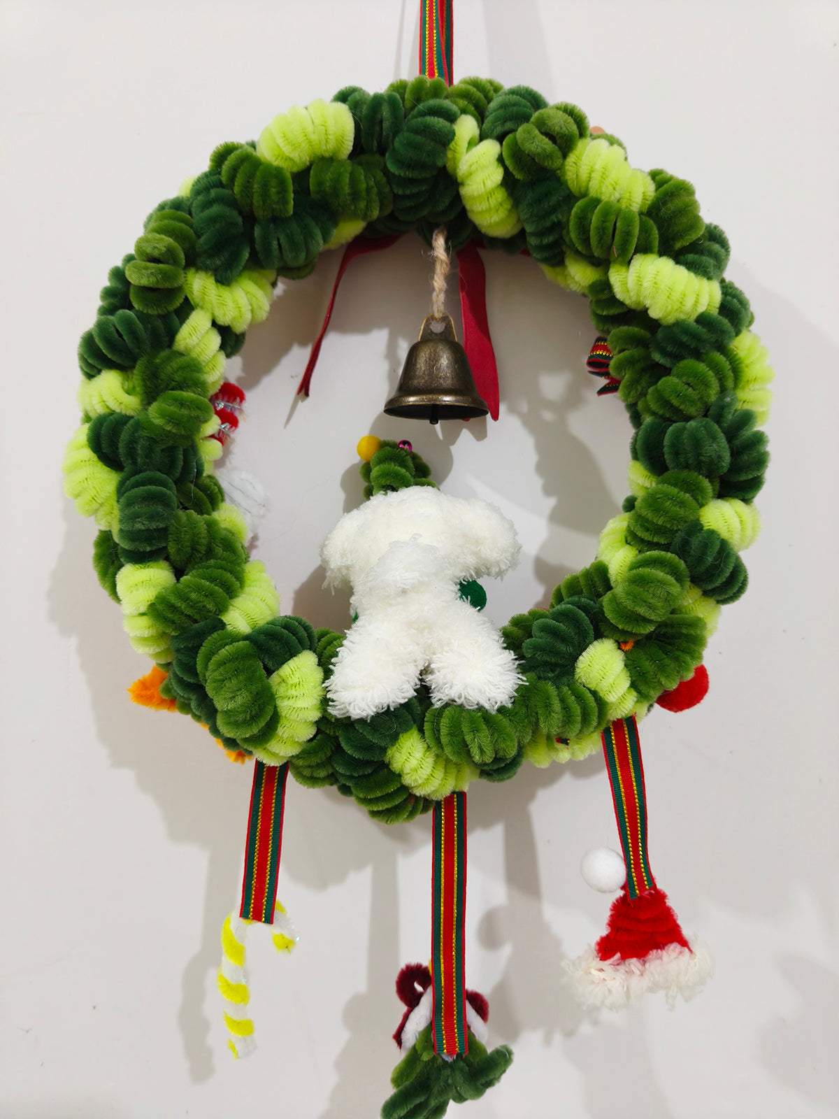 Pipe Cleaner Puppy Christmas Wreath 10 inch